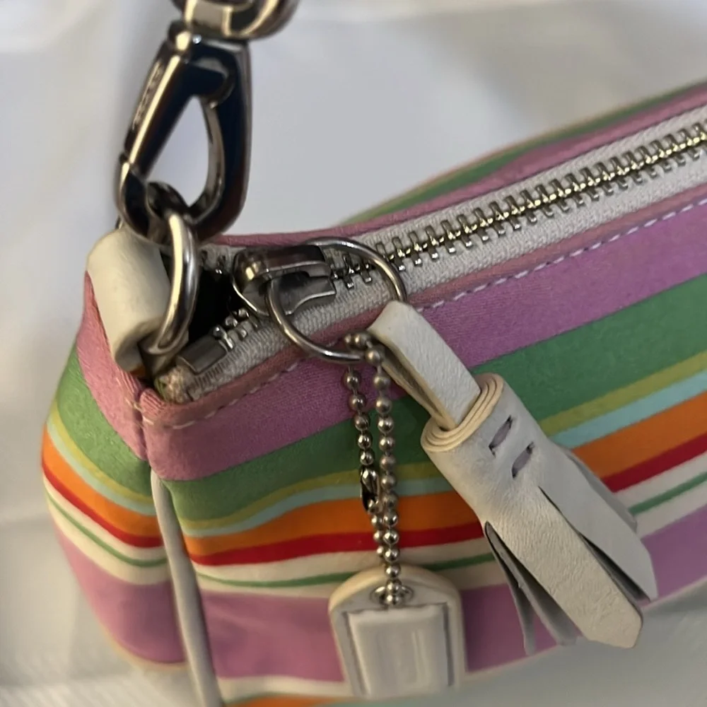 Vintage Coach Y2k Hampton Stripe Multi-Color Mini Baguette Shoulder Bag - Picture 3 of 6